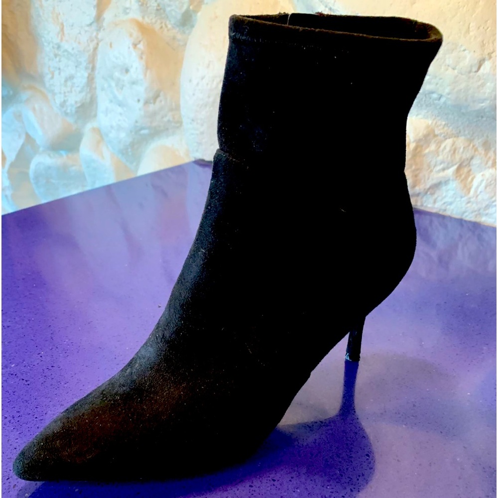 NWCADENCE  Black Shade Heeled Boots Size 11
